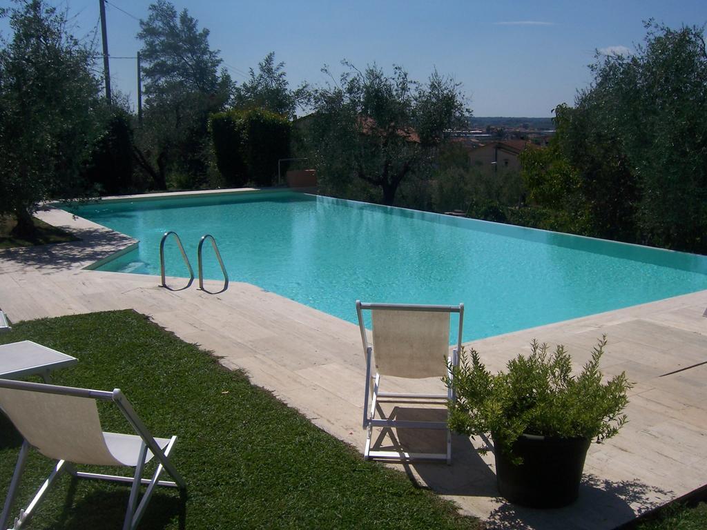 Agriturismo Le Due Querce Lazzeretto Kültér fotó