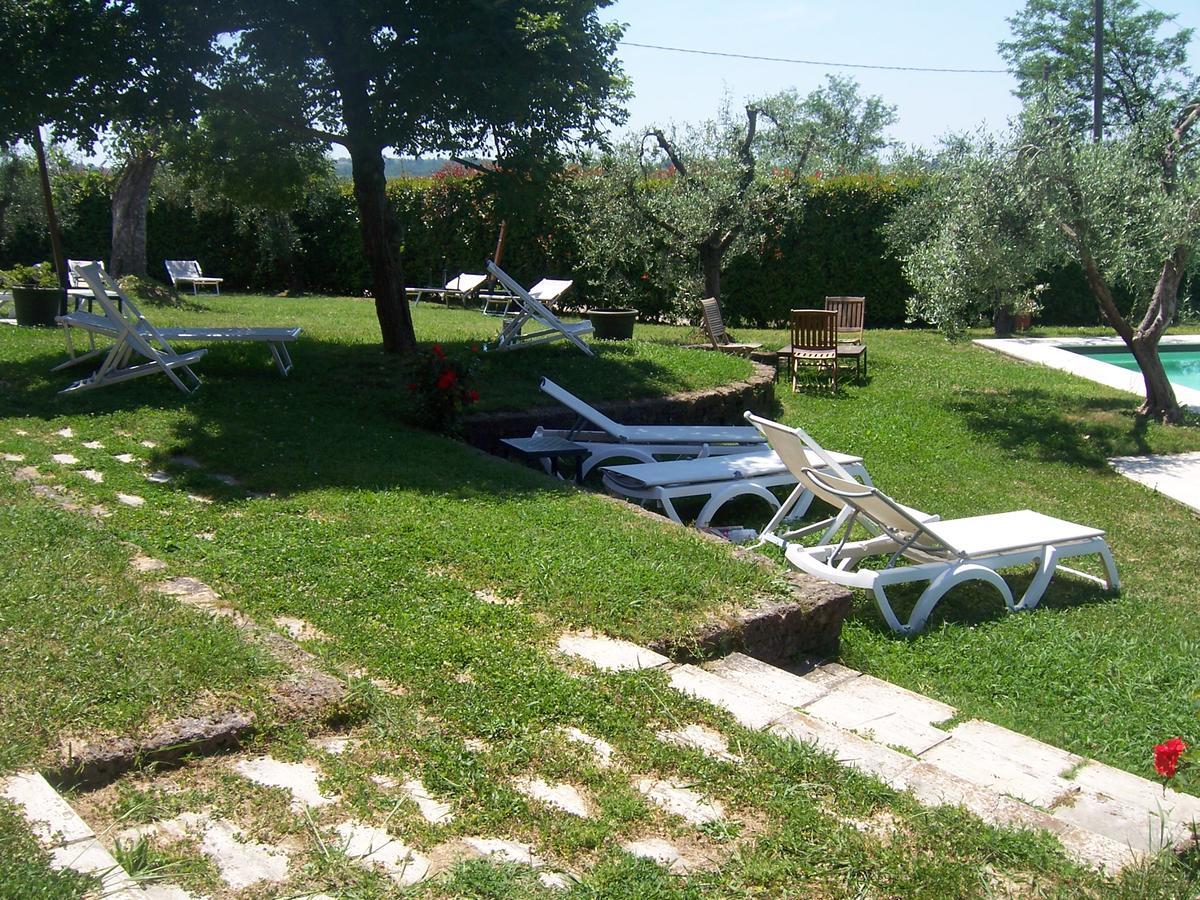 Agriturismo Le Due Querce Lazzeretto Kültér fotó